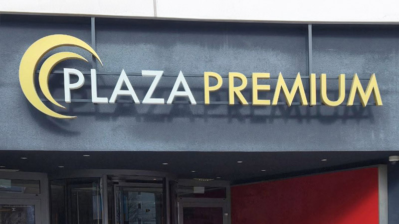 Plaza Premium Leuchtwerbung