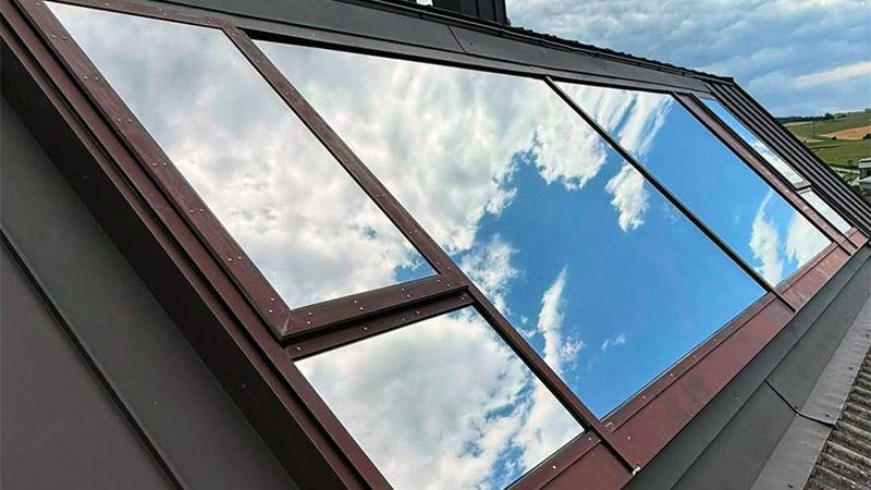 verspiegelte Folie für Fenster