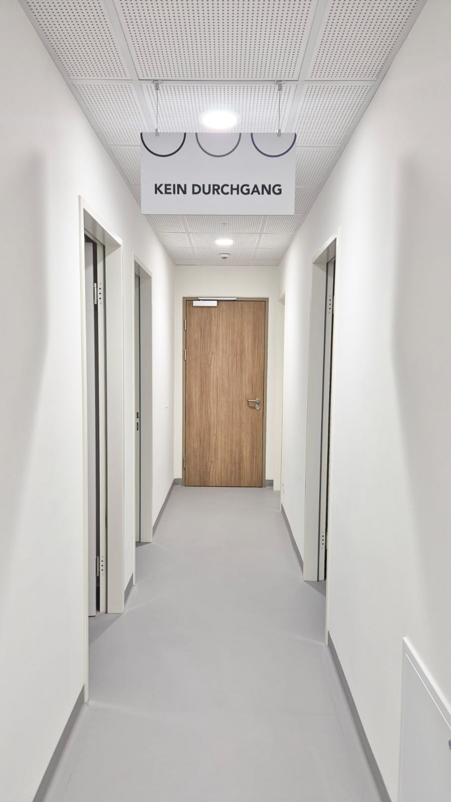 TriMed Flur Beschilderung